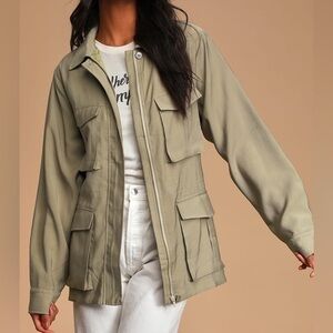 Lulu’s Mover and Shaker Olive Green Utility Jacket Women’s Size Medium